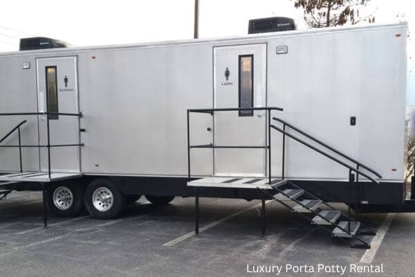 Luxury Porta Potty Rental rental in South Dakota near me